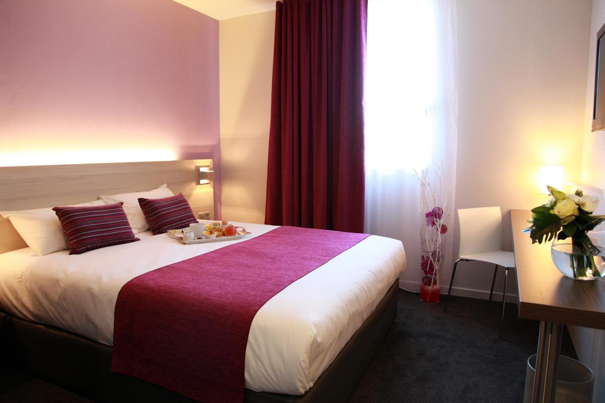 Brit Hotel Vannes-Theix Exterior photo